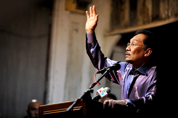  Malaysia: Anwar Ibrahim, Pakatan Harapan, and the limits of reformism